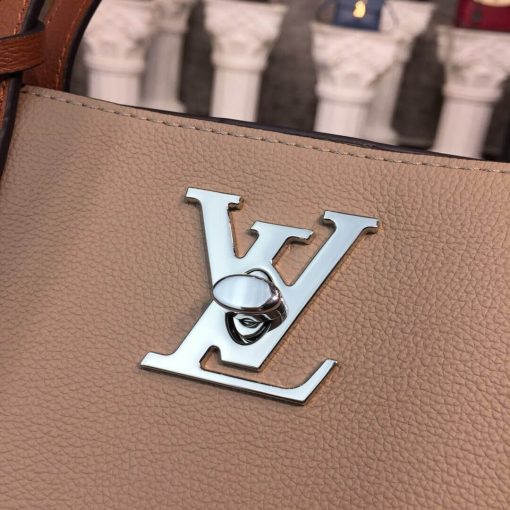 Louis Vuitton Lockme Cabas Go M55028 Beige - Image 4