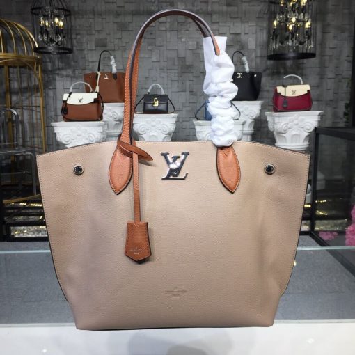 Louis Vuitton Lockme Cabas Go M55028 Beige