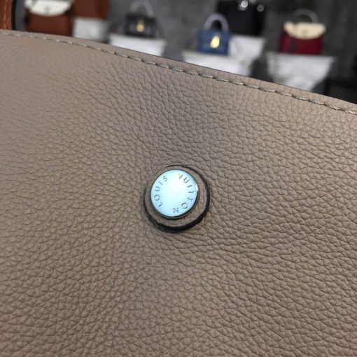 Louis Vuitton Lockme Cabas Go M55028 Beige - Image 7