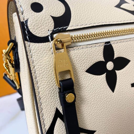 Louis Vuitton LV Crafty Pochette Metis M45384 M45385 Black - Image 29