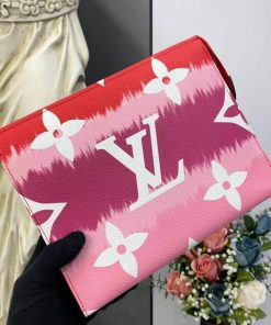 Louis Vuitton LV Escale Toiletry Pouch 26 M69138 Red