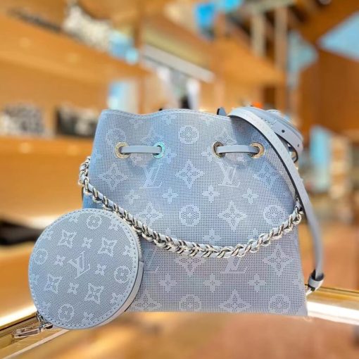 Louis Vuitton Mahina Bella Tote Bag M21582 Bleu Horizon - Image 5