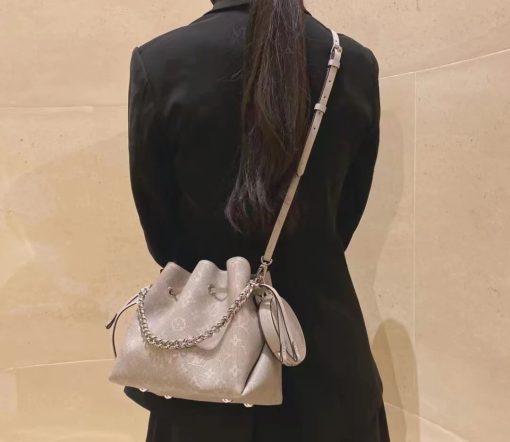Louis Vuitton Mahina Bella Tote Bag M21886 Gris Souris Gray - Image 3