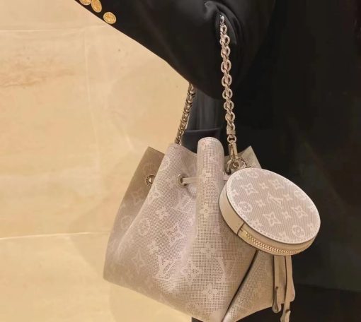 Louis Vuitton Mahina Bella Tote Bag M21886 Gris Souris Gray - Image 4