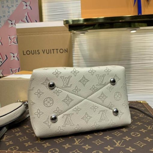 Louis Vuitton Mahina Leather Bella M57201 - Image 10