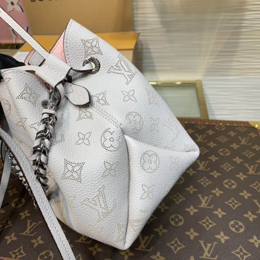 Louis Vuitton Mahina Leather Bella M58480 - Image 5