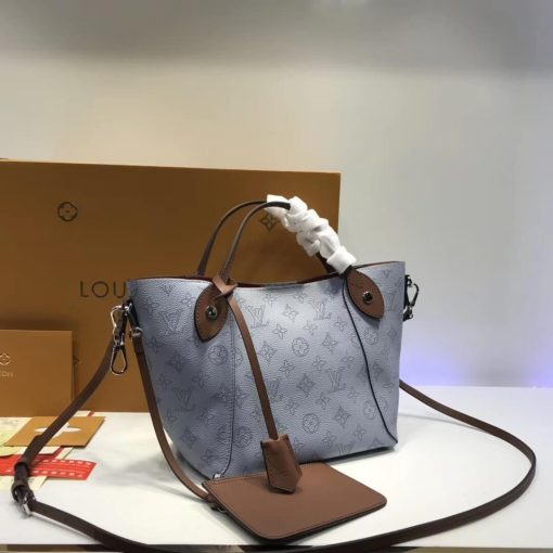 Louis Vuitton Mahina Leather Hina PM M54351 M54353 Light Blue - Image 2
