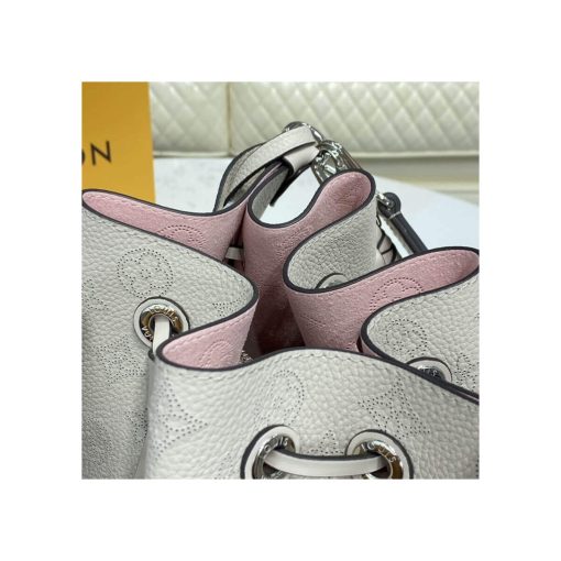 Louis Vuitton Mahina Leather Muria M57526 - Image 11