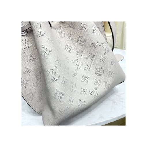 Louis Vuitton Mahina Leather Muria M57526 - Image 8