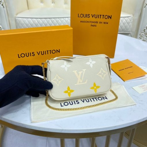 Louis Vuitton Mini Pochette Accessoires M80501 Black - Image 25