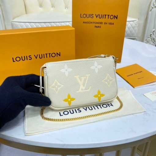 Louis Vuitton Mini Pochette Accessoires M80501 Black - Image 26