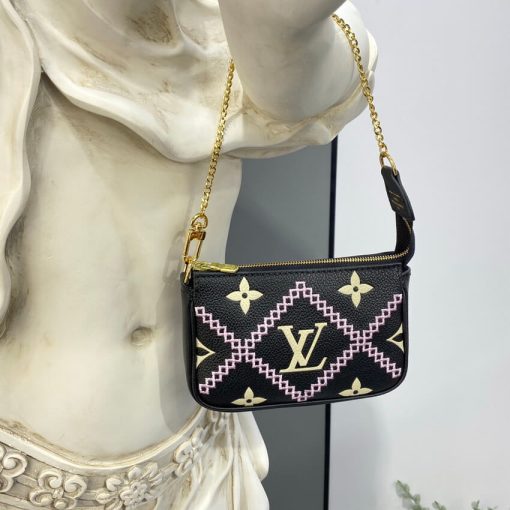 Louis Vuitton Mini Pochette Accessoires M81140 Black - Image 3