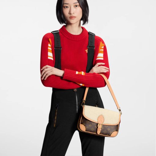 Louis Vuitton Monogram and Shearling Diane Bag M46317 - Image 3