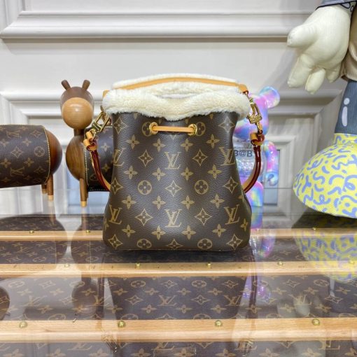 Louis Vuitton Monogram and Shearling Neonoe BB M46319 - Image 7