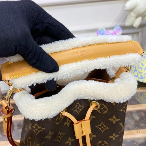 Louis Vuitton Monogram and Shearling Neonoe BB M46319 - Image 9