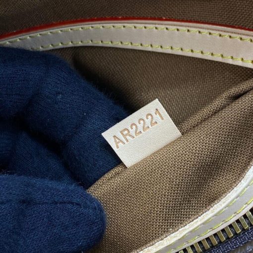 Louis Vuitton Monogram Canvas Carryall M40074 - Image 18