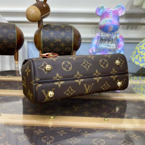 Louis Vuitton Monogram Canvas Cluny Mini Bag M46055 - Image 10