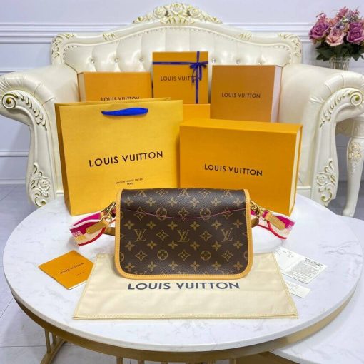 Louis Vuitton Monogram Canvas Diane Bag M46049 Fuchsia - Image 6