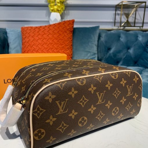 Louis Vuitton Monogram Canvas King Size Toiletry Bag M47528 - Image 3