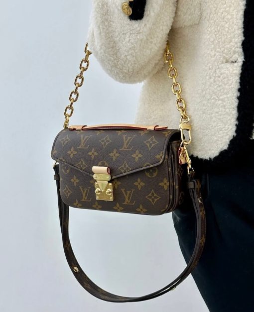 Louis Vuitton Monogram Canvas Pochette Metis East West Bag M46279 - Image 4