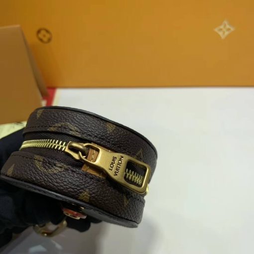 Louis Vuitton Monogram Canvas Round Case M68524 - Image 8