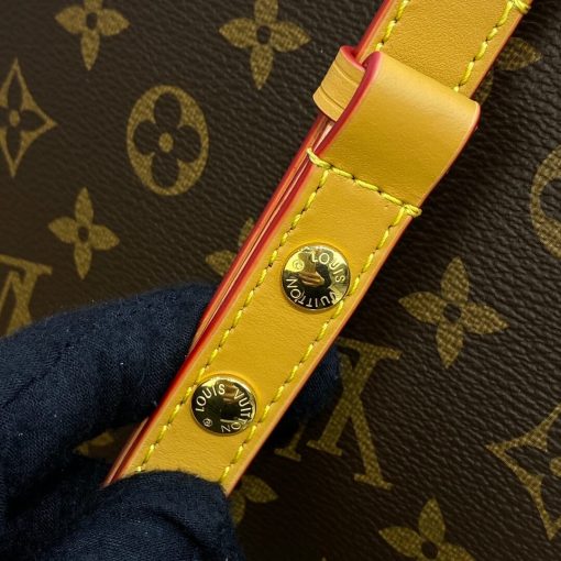 Louis Vuitton Monogram Canvas Tilsitt M46548 - Image 7