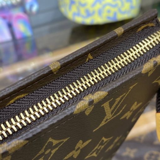 Louis Vuitton Monogram Canvas Toiletry Pouch On Chain M81412 - Image 10