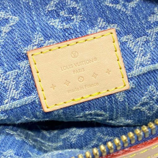 Louis Vuitton Monogram Denim High Rise Bumbag M46837 - Image 11