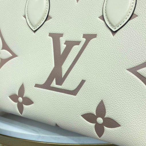 Louis Vuitton Monogram Empreinte Leather Onthego PM M45660 White - Image 6