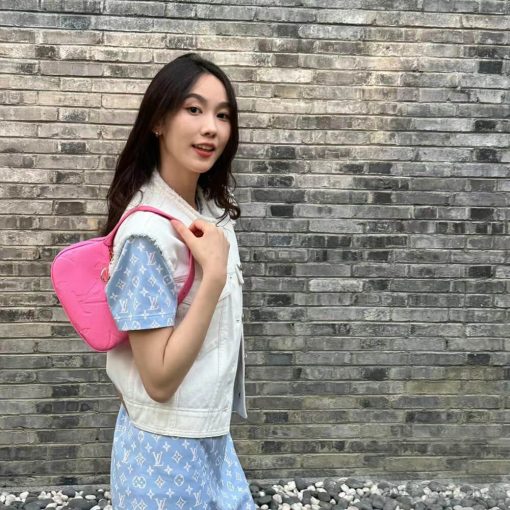 Louis Vuitton Monogram Empreinte Mini Moon Bag Pink - Image 4
