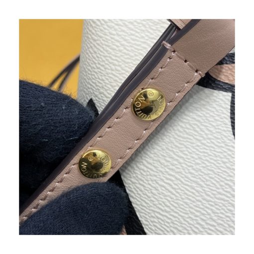 Louis Vuitton Monogram Pattern Néonoé MM M45821 M45822 Cream - Image 11