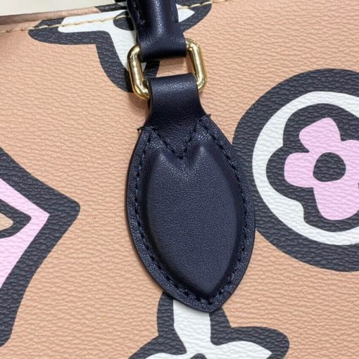 Louis Vuitton Monogram Print Onthego GM M45814 M45815 Beige - Image 11