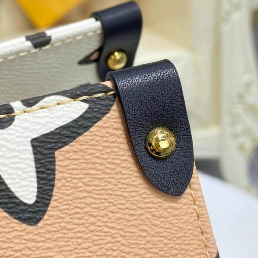 Louis Vuitton Monogram Print Onthego GM M45814 M45815 Beige - Image 12