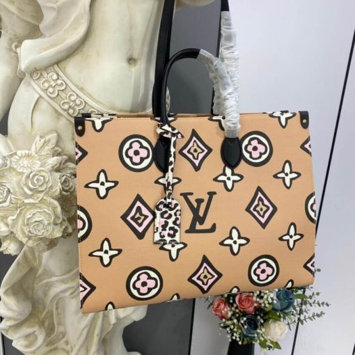 Louis Vuitton Monogram Print Onthego GM M45814 M45815 Beige - Image 4