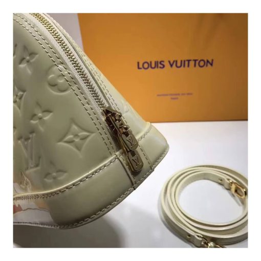 Louis Vuitton Monogram Vernis Alma BB M50415 Beige - Image 6