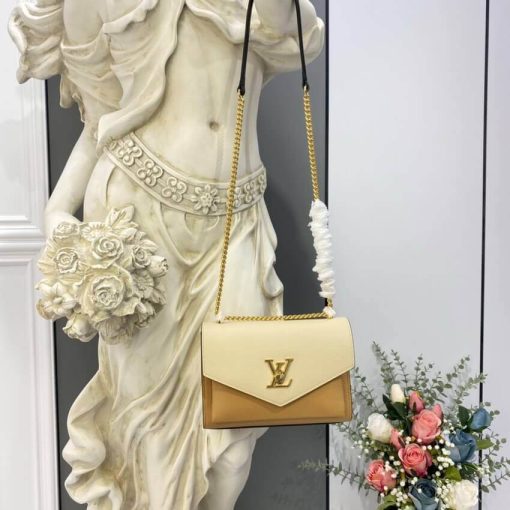 Louis Vuitton MyLockMe Chain Bag M56641 - Image 2