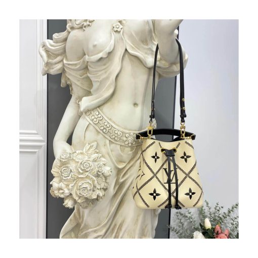 Louis Vuitton NeoNoe MM M46023 M46029 Cream - Image 3