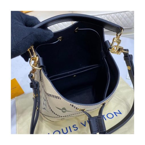 Louis Vuitton NeoNoe MM M46023 M46029 Cream - Image 15