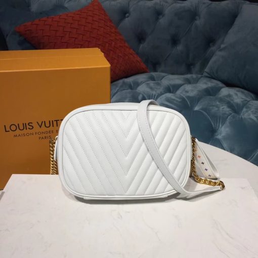 Louis Vuitton New Wave Camera Bag M53682 White - Image 4