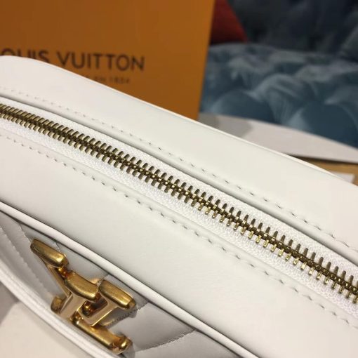 Louis Vuitton New Wave Camera Bag M53682 White - Image 6