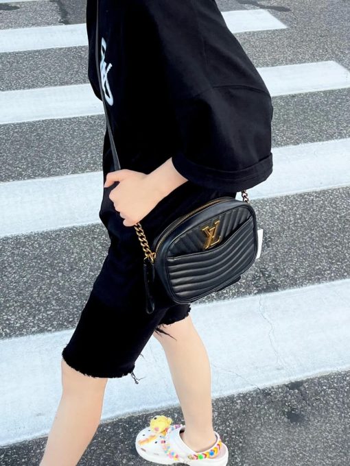 Louis Vuitton New Wave Camera Bag M58677 Black - Image 4