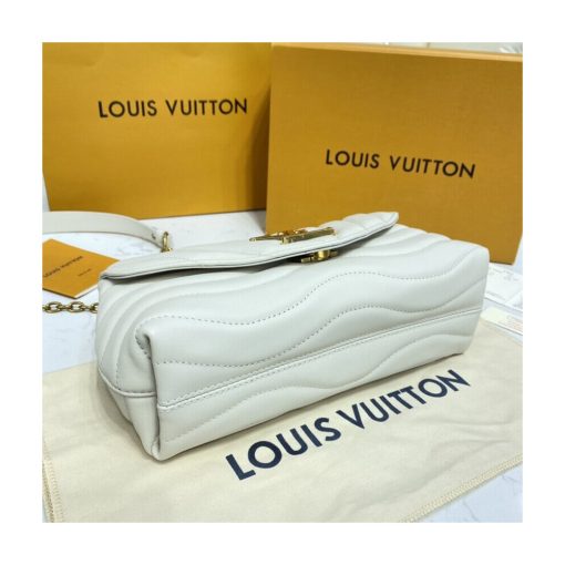 Louis Vuitton New Wave Chain Bag M58549 Ivory - Image 6