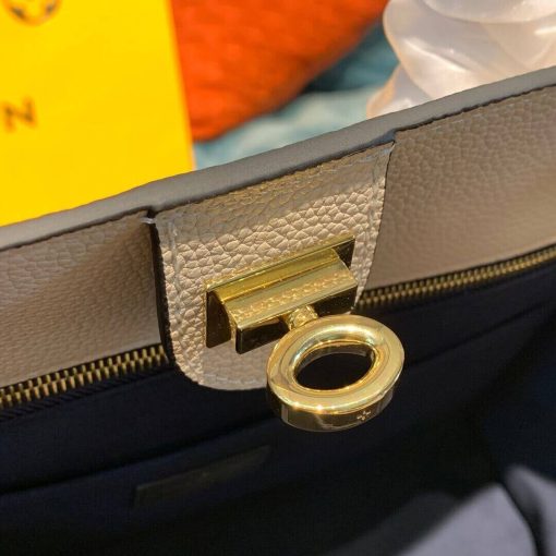 Louis Vuitton On My Side M55933 - Image 8