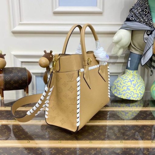 Louis Vuitton On My Side MM Shoulder Bag M21569 Apricot - Image 3