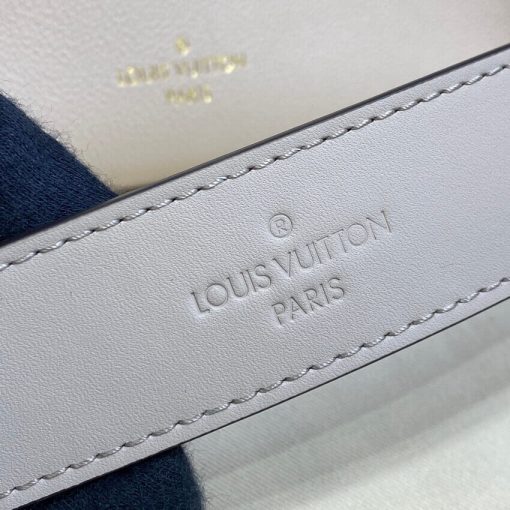 Louis Vuitton On My Side PM M57729 Greige - Image 13