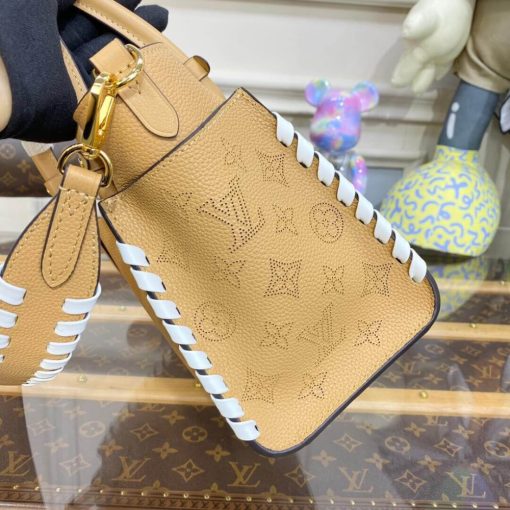 Louis Vuitton On My Side PM Shoulder Bag M21585 Apricot - Image 7