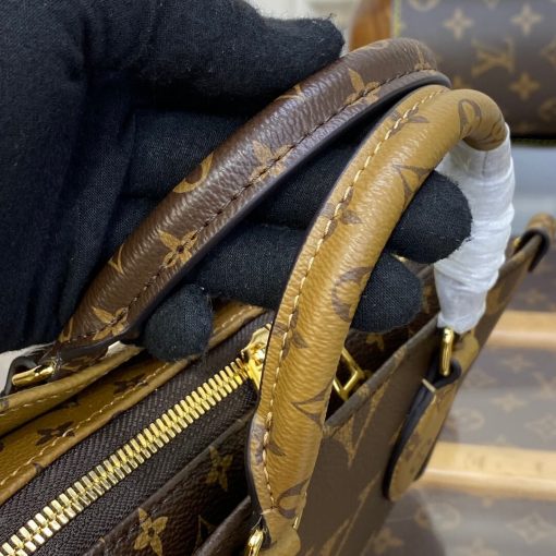 Louis Vuitton OnTheGo East West M46653 - Image 13