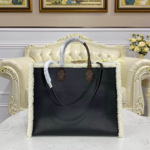 Louis Vuitton Onthego GM M56958 In Leather and Shearling - Image 5