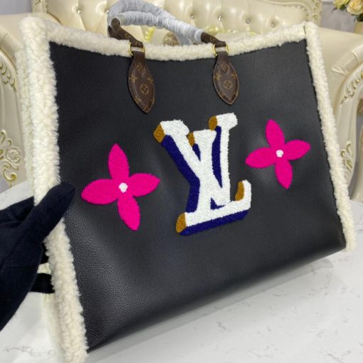 Louis Vuitton Onthego GM M56958 In Leather and Shearling - Image 7