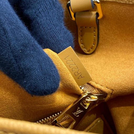 Louis Vuitton Onthego MM M46015  M46016 Apricot - Image 13